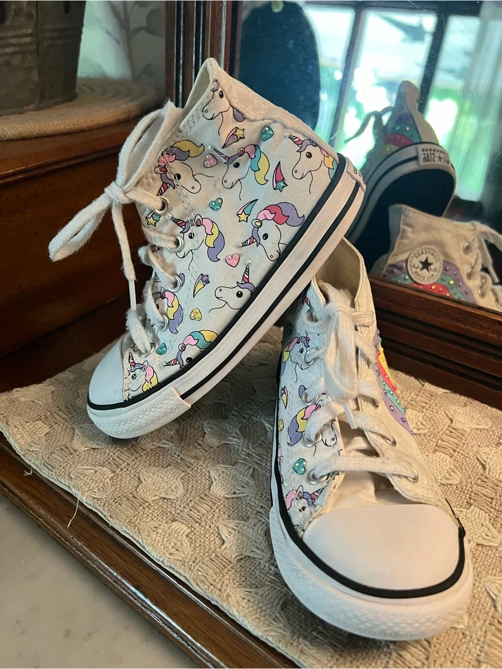CONVERSE High Top Unicorn & Rainbow Casual Rhinestone Sneakers Colorful Girls 10